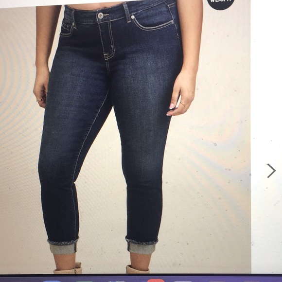 Torrid Crop Boyfriend Vintage Stretch - Picture 1 of 8